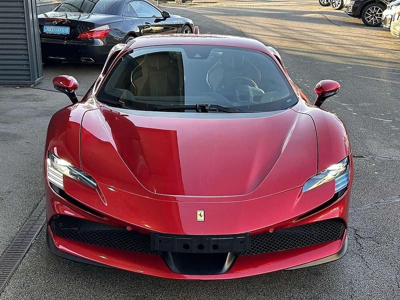 Gebraucht Ferrari SF90 780 PS (573 kW) 2021 Rot Coupé