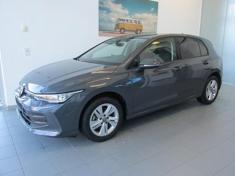 Gebraucht VW Golf VIII Life 116 PS (85 kW) 2025 Mittelgrau  metallic Limousine