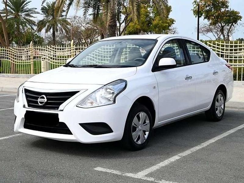 Weiß Gebraucht 2021 Nissan Sunny SV Limousine | € 20.500 - Bild 1/4