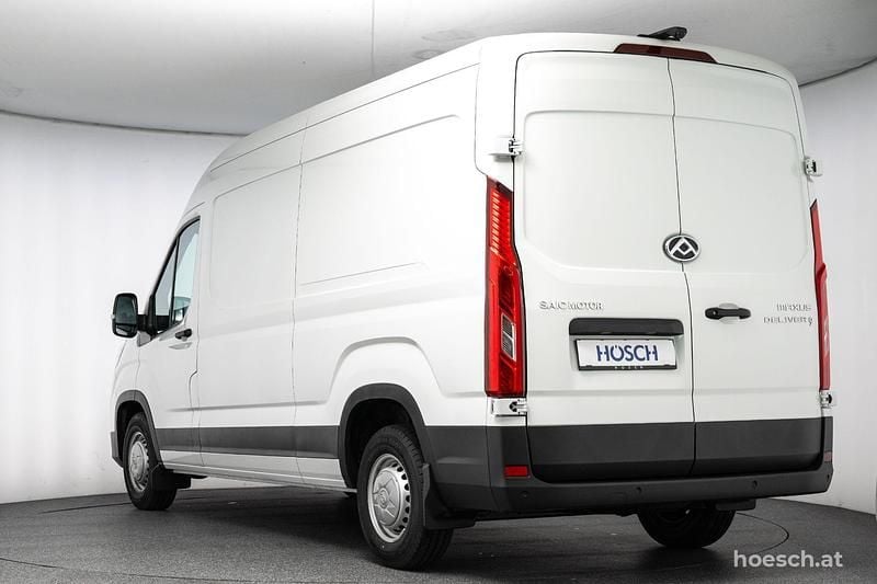 Neu Maxus V90 147 PS (108 kW) 2025 Weiß Van