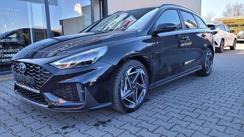 Schwarz Neu 2025 Hyundai i30 N Line Kombi | € 31.606 (Fairer Preis) - Bild 1/4
