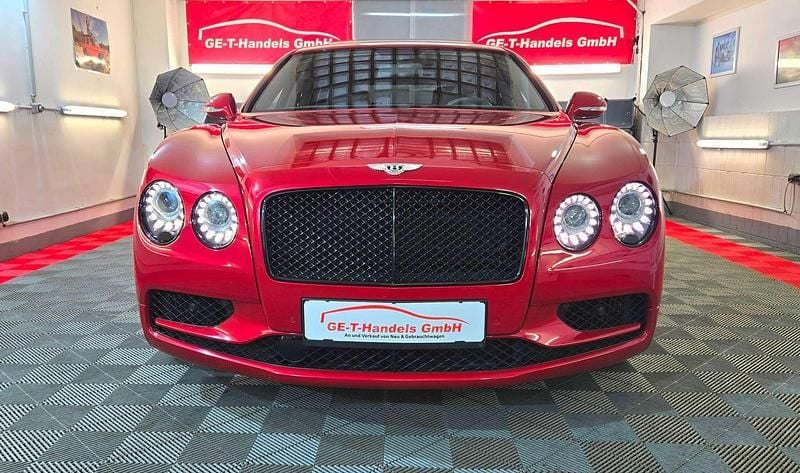 Gebraucht Bentley Flying Spur 635 PS (467 kW) 2017 Rot Limousine