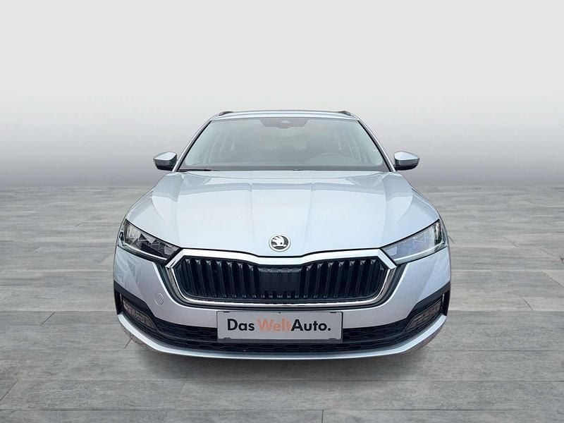 Gebraucht Skoda Octavia Ambition 150 PS (110 kW) 2022 Silber  metallic Kombi