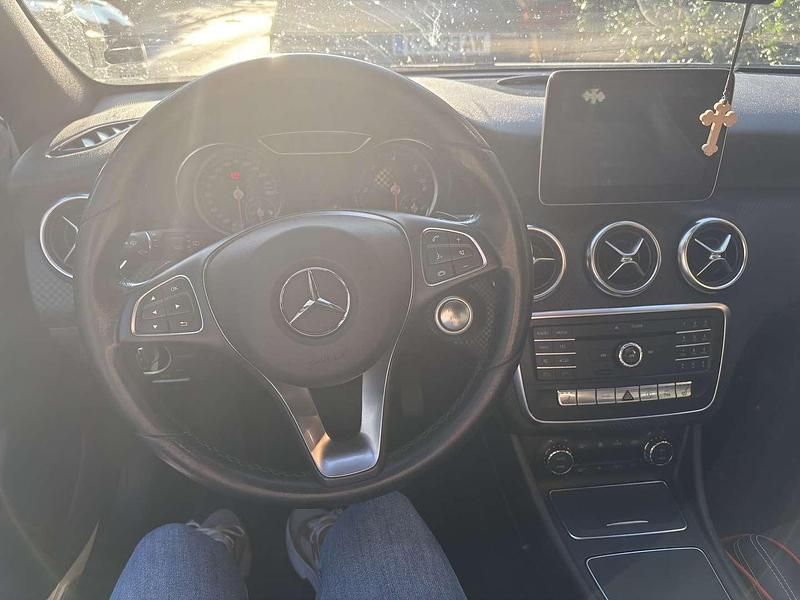 Gebraucht 2017 Mercedes A180 Limousine | € 15.000 (Fairer Preis) - Bild 1/4