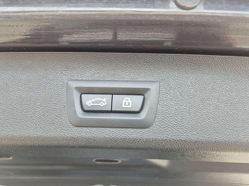 Gebraucht BMW 530 Sport Line 265 PS (194 kW) 2017 Grau Kombi