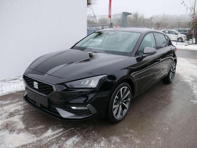 Neu Seat Leon FR 150 PS (110 kW) 2025 Schwarz Limousine
