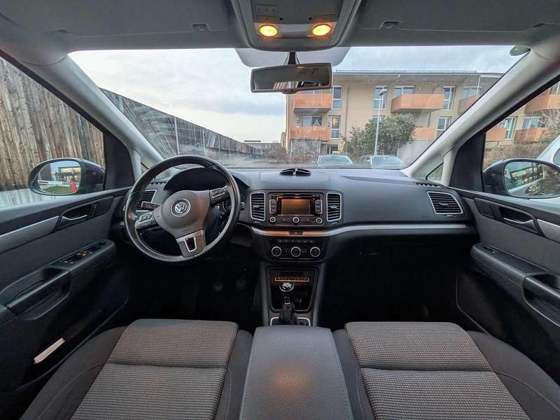 Gebraucht VW Sharan Life 140 PS (102 kW) 2013 Van / Kleinbus