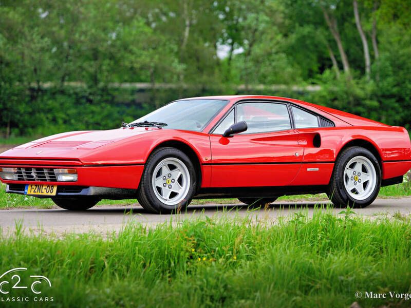 Gebraucht Ferrari 328 270 PS (198 kW) 1986 Rot Coupé