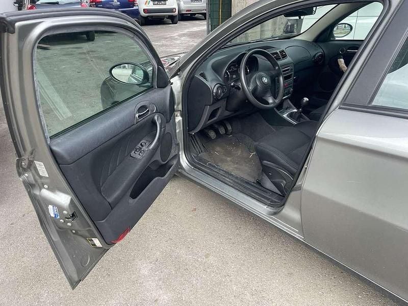 Gebraucht Alfa Romeo 147 Distinctive 116 PS (85 kW) 2005 Grau Kleinwagen