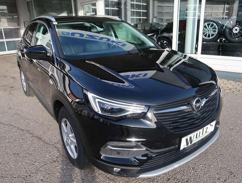 Gebraucht Opel Grandland X Innovation 131 PS (96 kW) 2019 Schwarz SUV