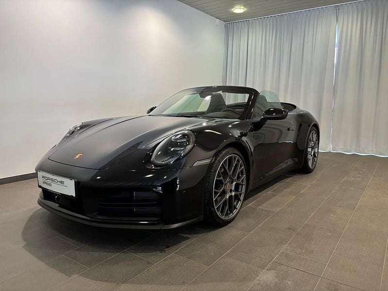 Schwarz metallic Gebraucht 2025 Porsche 911 Carrera Cabrio | € 189.911 (Fairer Preis) - Bild 1/4