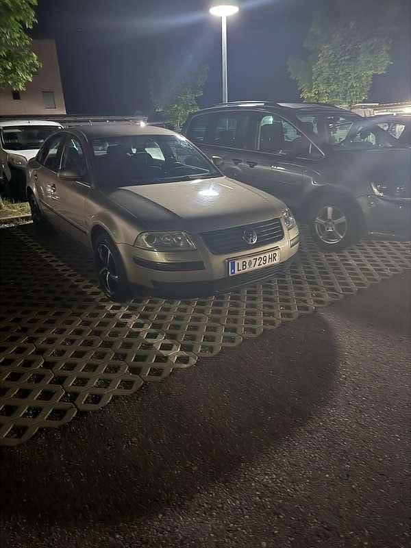 Gebraucht VW Passat 101 PS (74 kW) 2004 Limousine