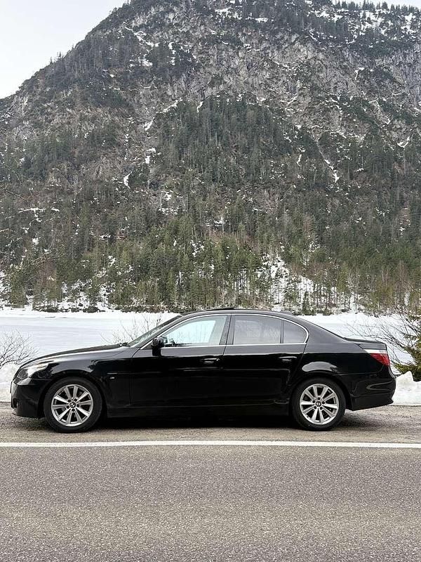 Gebraucht BMW 520 170 PS (125 kW) 2004 Limousine