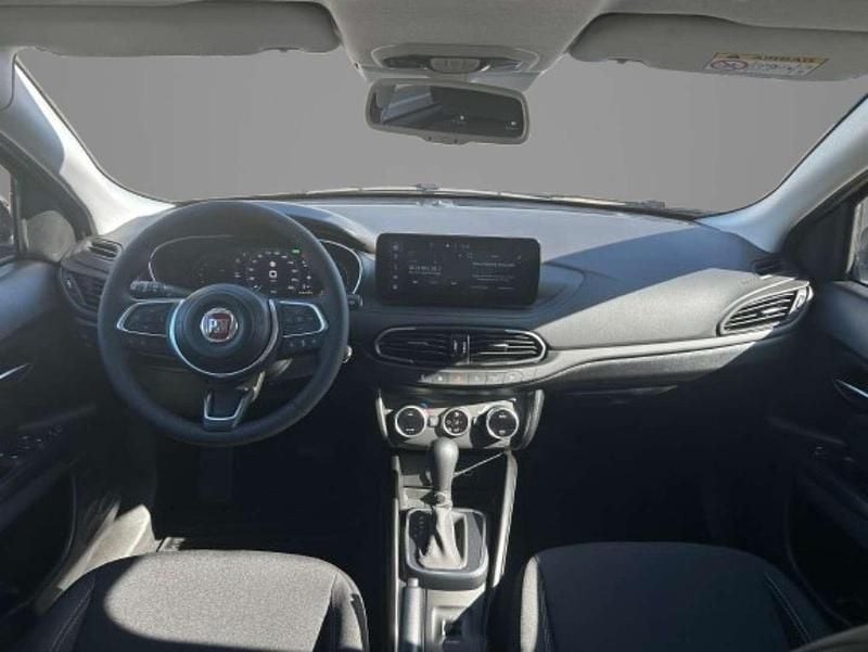 Gebraucht Fiat Tipo Cross 131 PS (96 kW) 2025 Schwarz Kombi