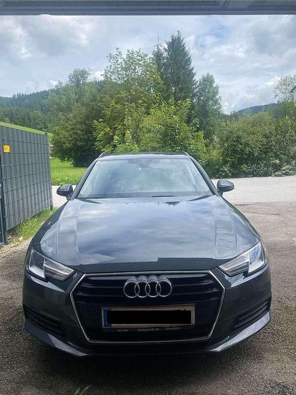 Blau Gebraucht 2018 Audi A4 Sport Kombi | € 15.800 (Fairer Preis) - Bild 1/4