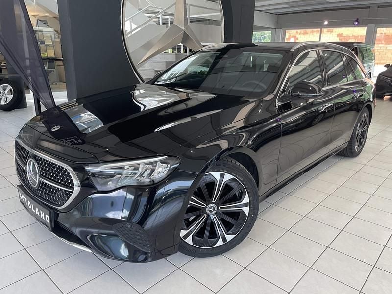 Gebraucht Mercedes E220 Advanced 220 PS (161 kW) 2024 Schwarz Kombi