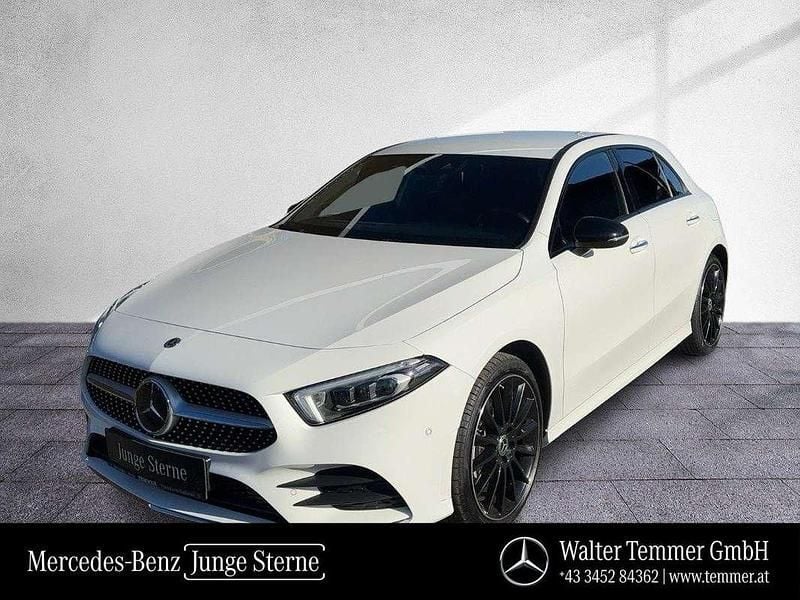 Gebraucht Mercedes A250 AMG line 160 PS (117 kW) 2022 Weiß Limousine