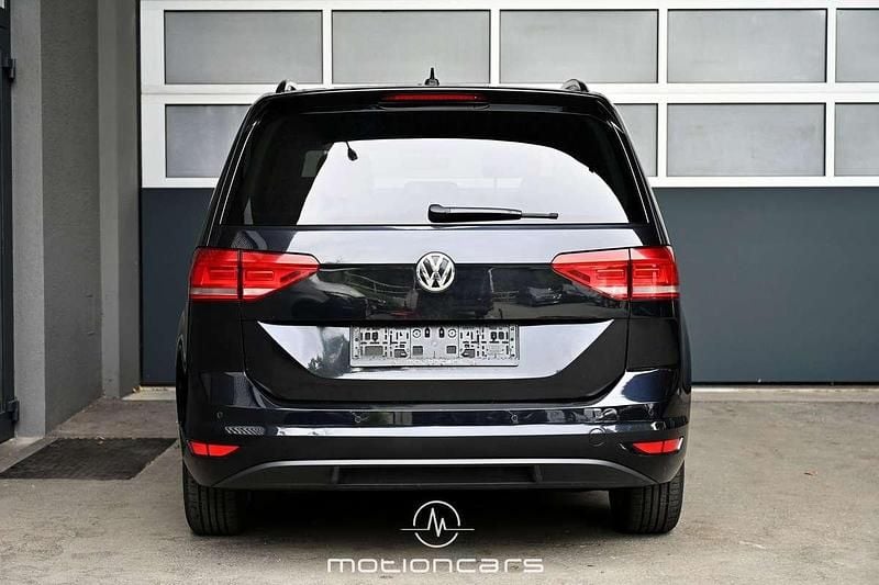 Gebraucht VW Touran Comfortline 116 PS (85 kW) 2017 Schwarz Van / Kleinbus