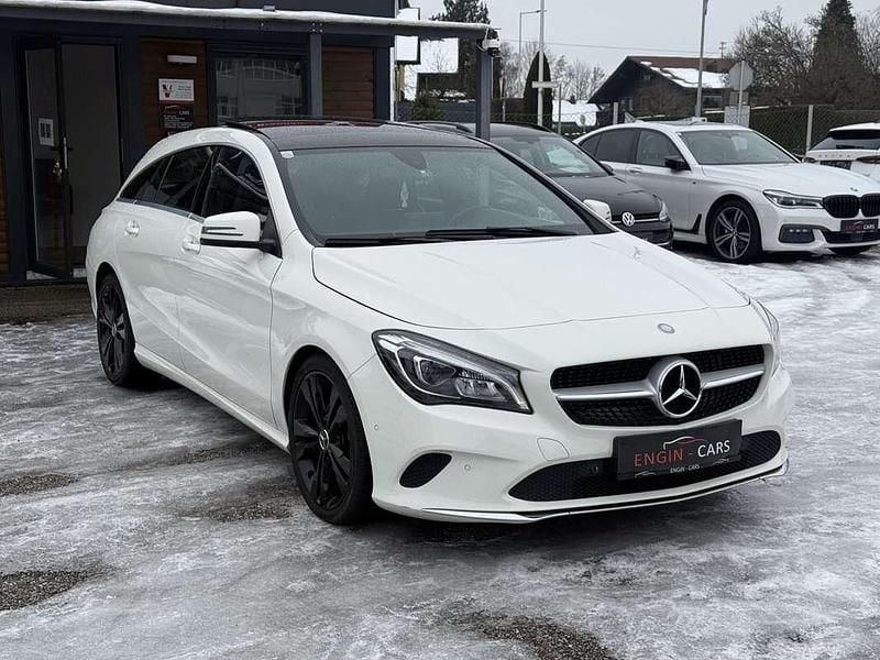 Gebraucht Mercedes CLA200 Shooting Brake 136 PS (100 kW) 2016 Weiß Kombi