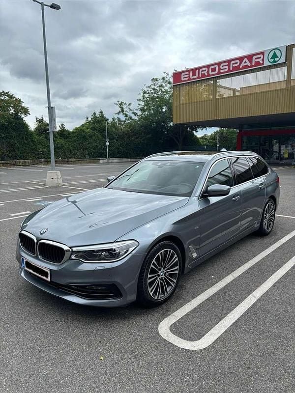 Grau Gebraucht 2018 BMW 525 Sport Line Kombi | € 29.490 (Fairer Preis) - Bild 1/4
