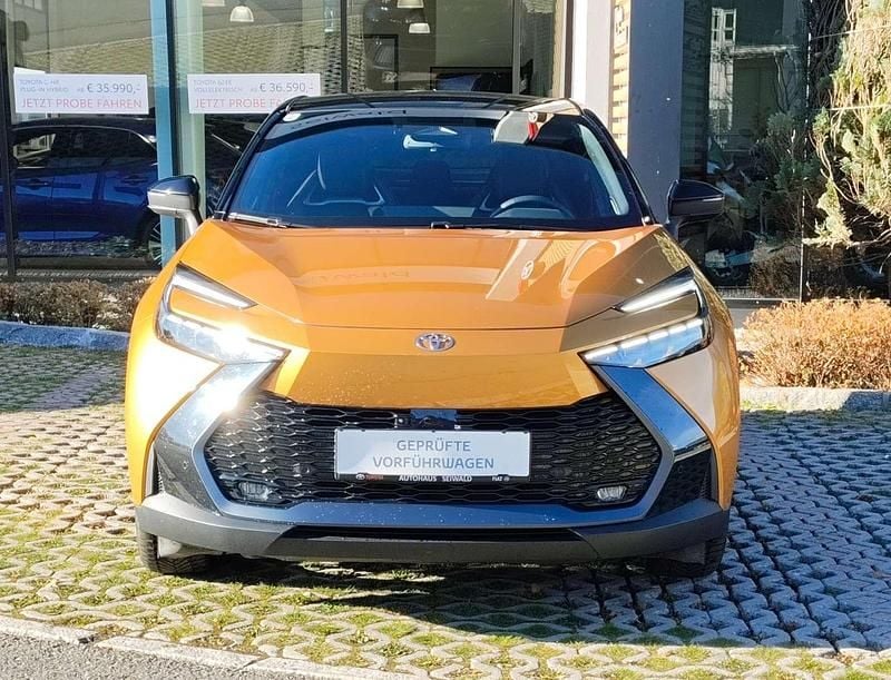 Gebraucht Toyota C-HR Lounge 197 PS (144 kW) 2024 Gelb SUV