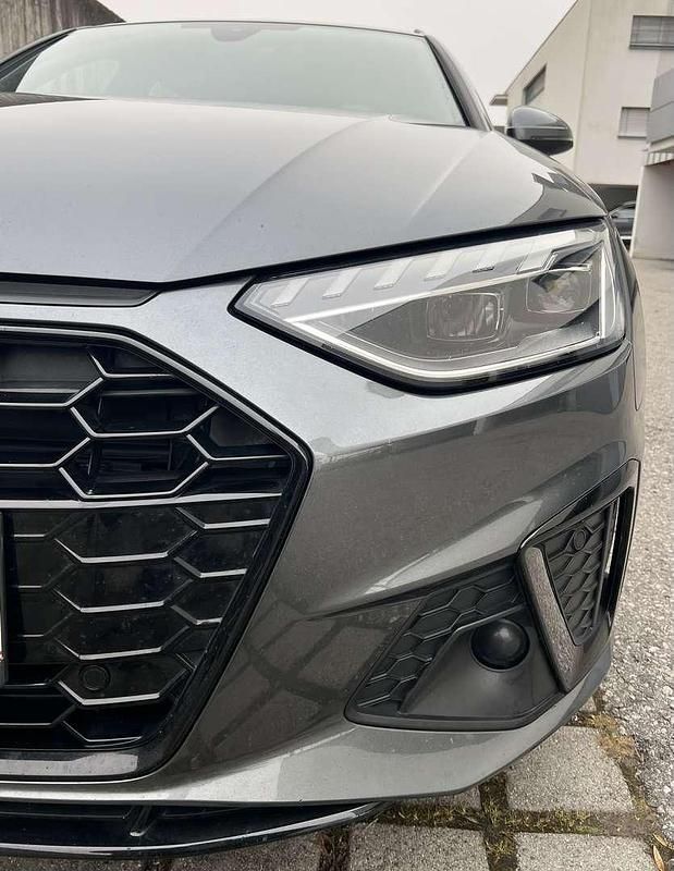 Gebraucht Audi A4 S-Line 150 PS (110 kW) 2020 Grau Kombi
