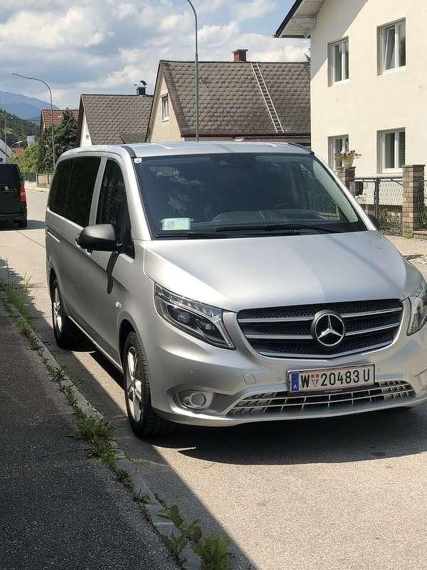 Gebraucht Mercedes Vito 190 PS (139 kW) 2017 Silber Van
