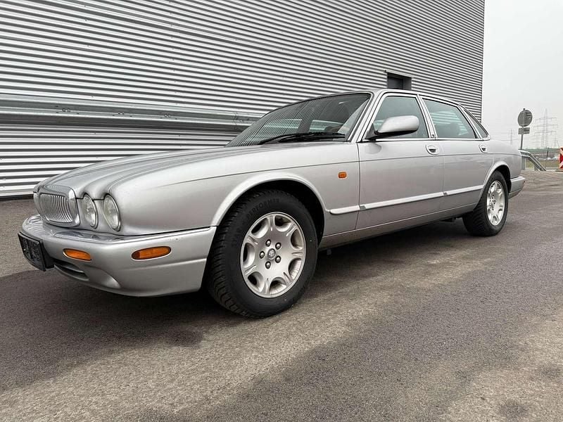 Gebraucht Jaguar XJ8 Executive 284 PS (208 kW) 2003 Silber Limousine