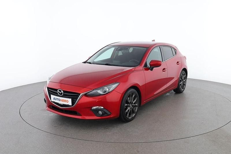 Gebraucht Mazda 3 Takumi-Line 120 PS (88 kW) 2016 Rot Limousine