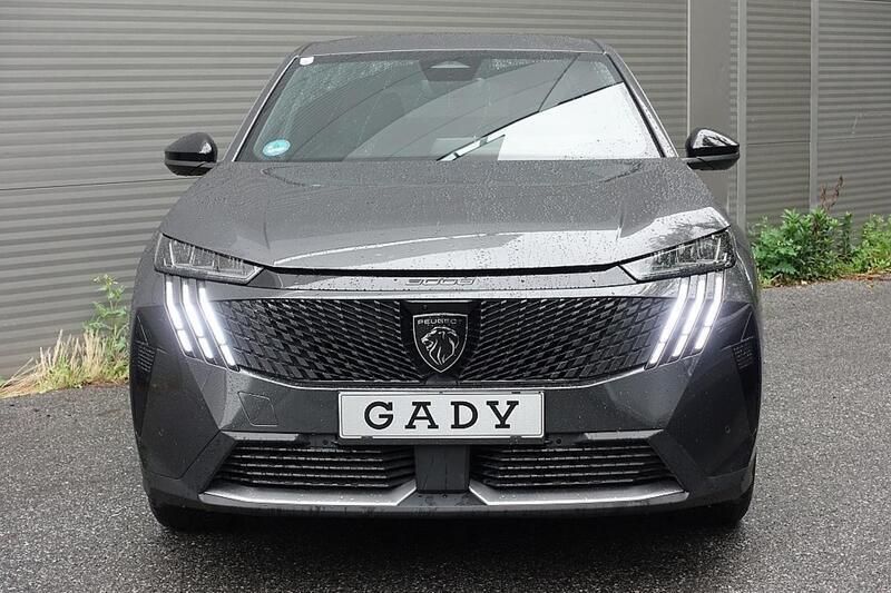 Gebraucht Peugeot 3008 Allure 136 PS (100 kW) 2024 Grau SUV