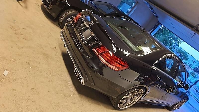 Gebraucht Mercedes E400 Avantgarde 333 PS (244 kW) 2015 Limousine
