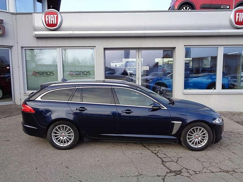 Gebraucht Jaguar XF Sportbrake 200 PS (147 kW) 2014 Blau Kombi