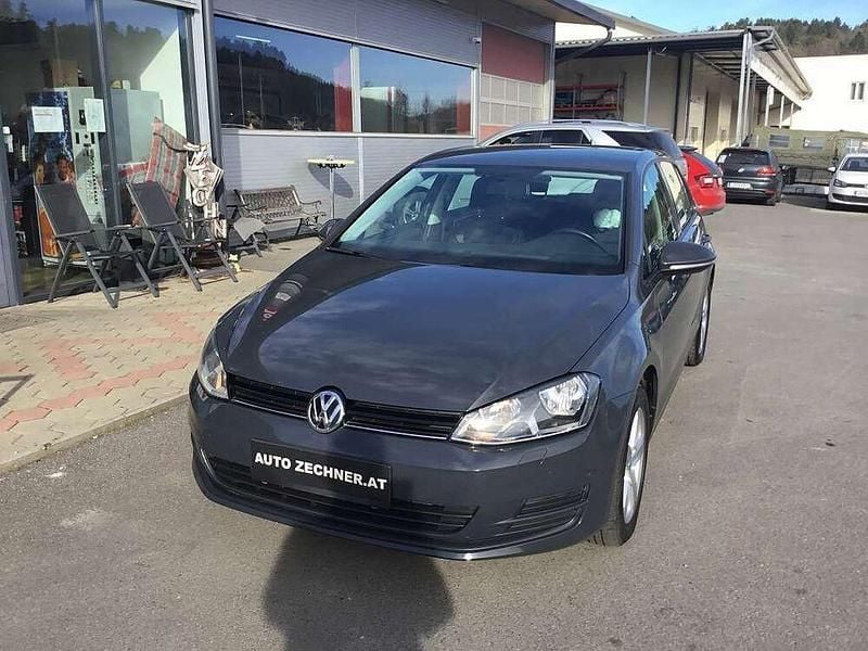 Gebraucht VW Golf VII Comfortline 110 PS (80 kW) 2016 Limousine