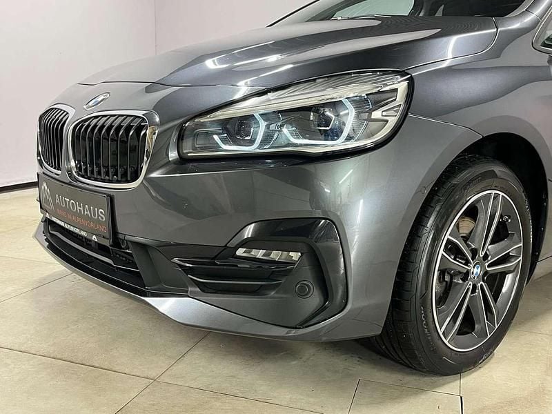 Gebraucht BMW 216 Sport Line 116 PS (85 kW) 2021 Silber Kombi