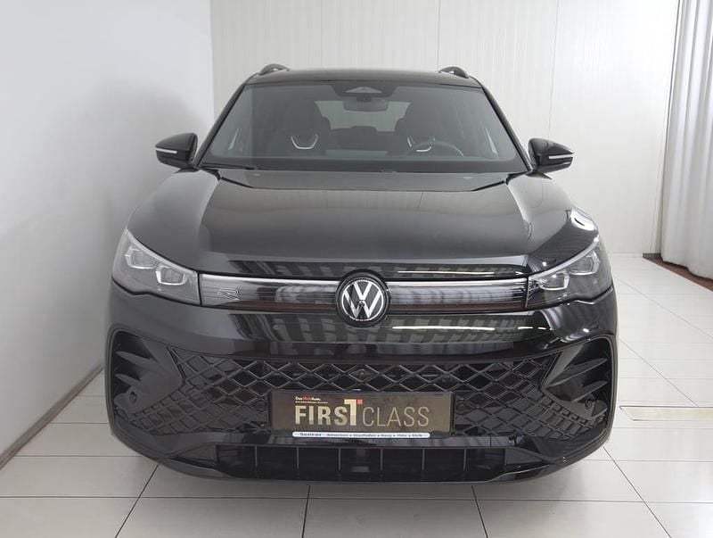 Neu VW Tiguan Sport 204 PS (150 kW) 2025 Schwarz SUV