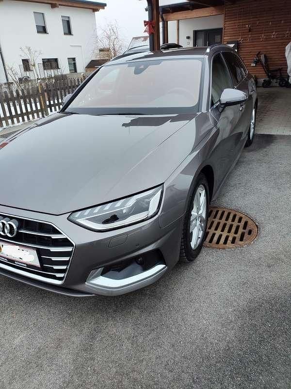 Gebraucht Audi A4 Advanced 150 PS (110 kW) 2019 Grau Kombi