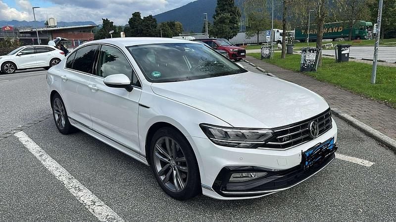 Gebraucht 2020 VW Passat R-line Limousine | € 24.500 (Fairer Preis) - Bild 1/4