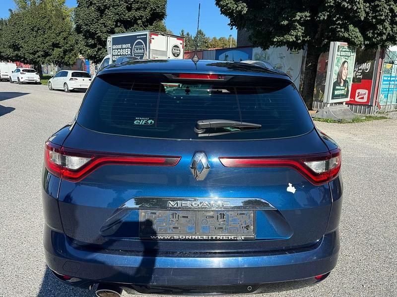 Gebraucht Renault Mégane GrandTour Bose Edition 131 PS (96 kW) 2017 Blau Kombi