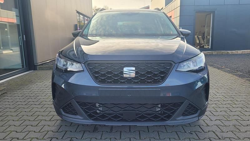 Neu Seat Arona Style 95 PS (69 kW) 2025 Schwarz SUV