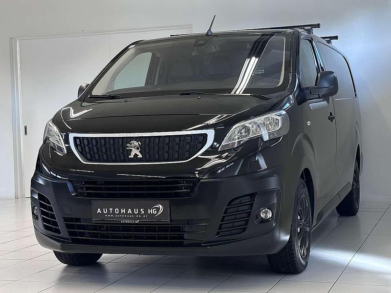Gebraucht Peugeot Expert Premium 122 PS (89 kW) 2019 Schwarz Van