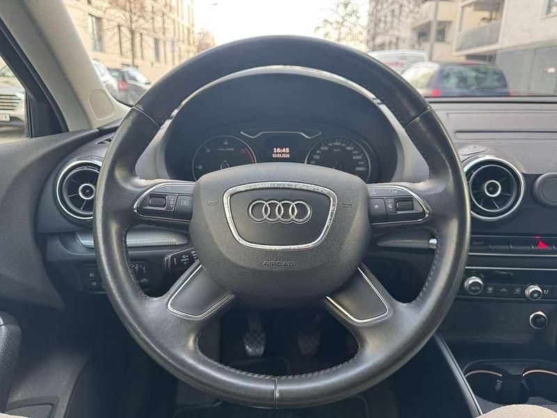 Gebraucht Audi A3 Sportback Ambiente 105 PS (77 kW) 2013 Grau Kleinwagen