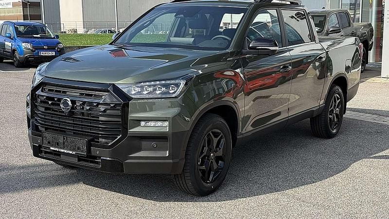 Grün Neu 2025 Ssangyong (KGM) Musso SUV | € 54.555 (Fairer Preis) - Bild 1/4