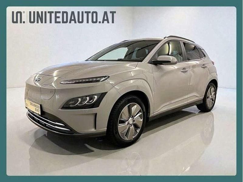 Grau Gebraucht 2021 Hyundai Kona Trend SUV | € 19.400 (Teuer) - Bild 1/4