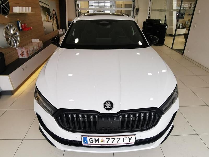 Gebraucht Skoda Superb SportLine 193 PS (141 kW) 2026 Weiss  normal Kombi