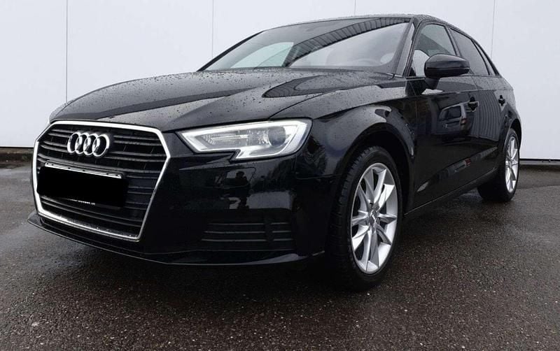 Gebraucht Audi A3 Design 116 PS (85 kW) 2017 Limousine