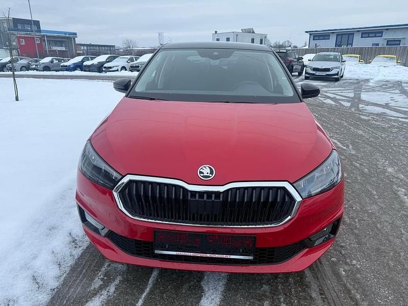 Neu Skoda Fabia Selection 95 PS (69 kW) 2026 Mittelrot  metallic Kleinwagen