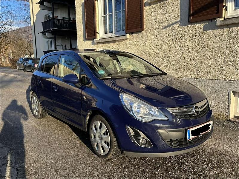 Gebraucht Opel Corsa Edition 101 PS (74 kW) 2012 Kleinwagen