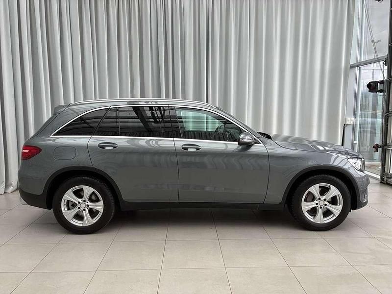Gebraucht Mercedes GLC250 211 PS (155 kW) 2019 Grau SUV