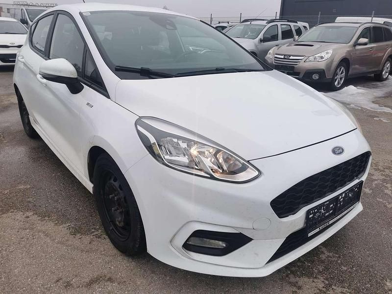 Gebraucht Ford Fiesta ST-Line 101 PS (74 kW) 2018 Weiß Kleinwagen