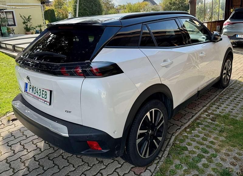 Gebraucht Peugeot e-2008 GT 100 kW (136 PS) 2021 Weiß SUV